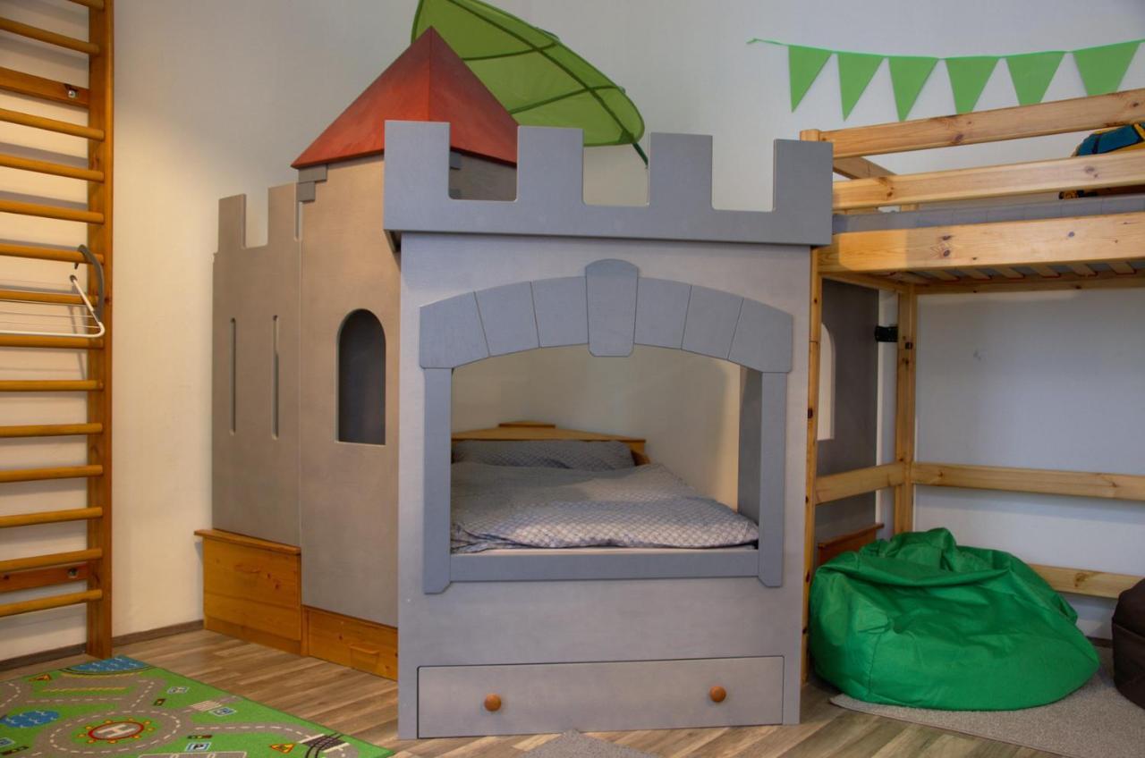 Green Dot Home Сомбатхей Экстерьер фото