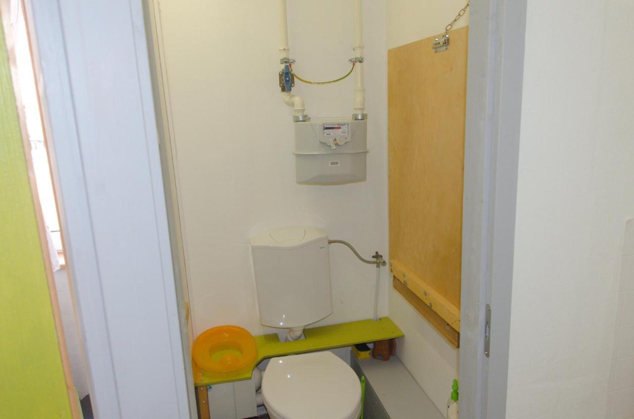 Green Dot Home Сомбатхей Экстерьер фото